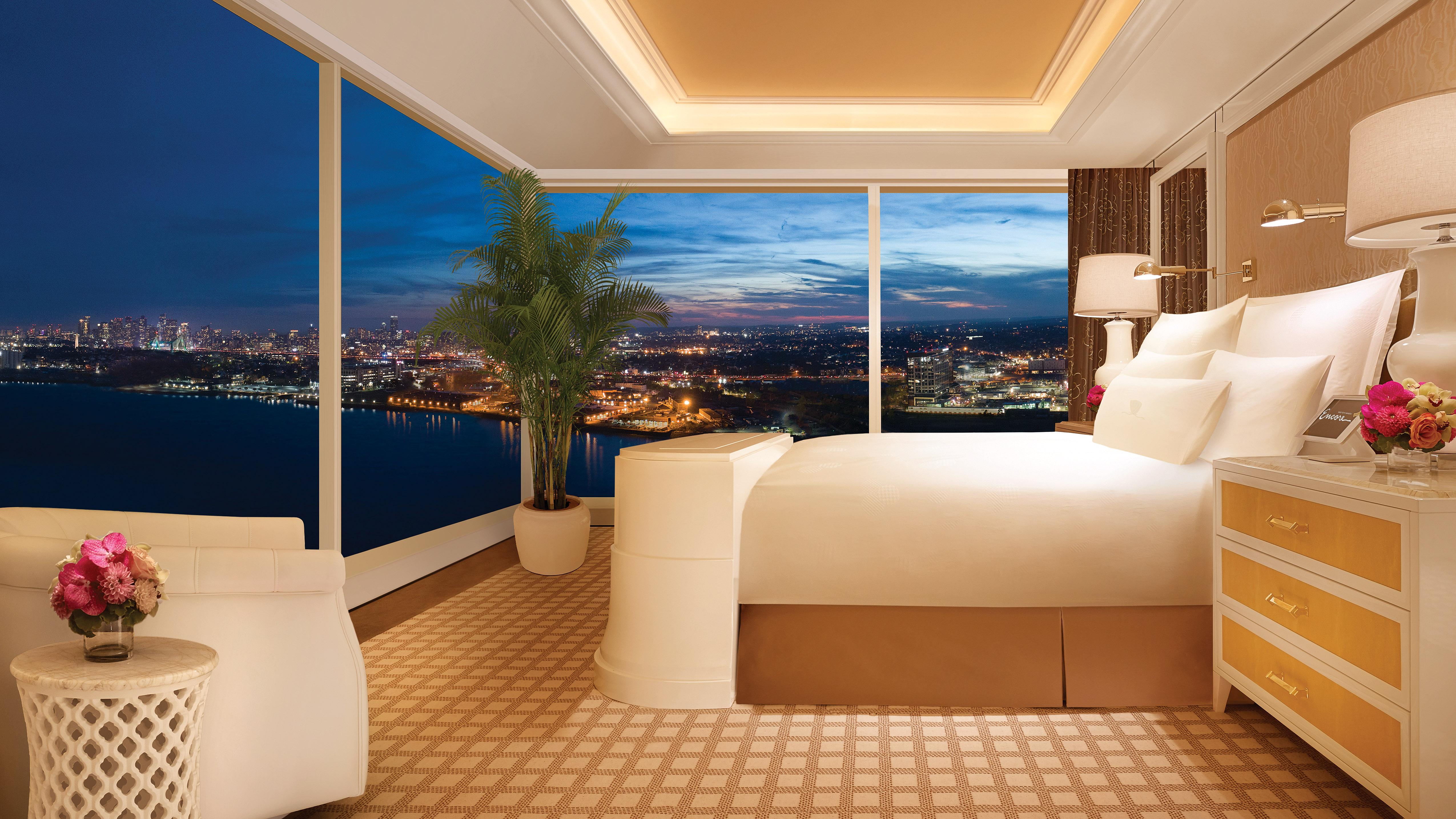 อองคอร์ บอสตัน ฮาร์เบอร์ Hotel เอเวอเรตต์ ภายนอก รูปภาพ A bedroom in the hotel