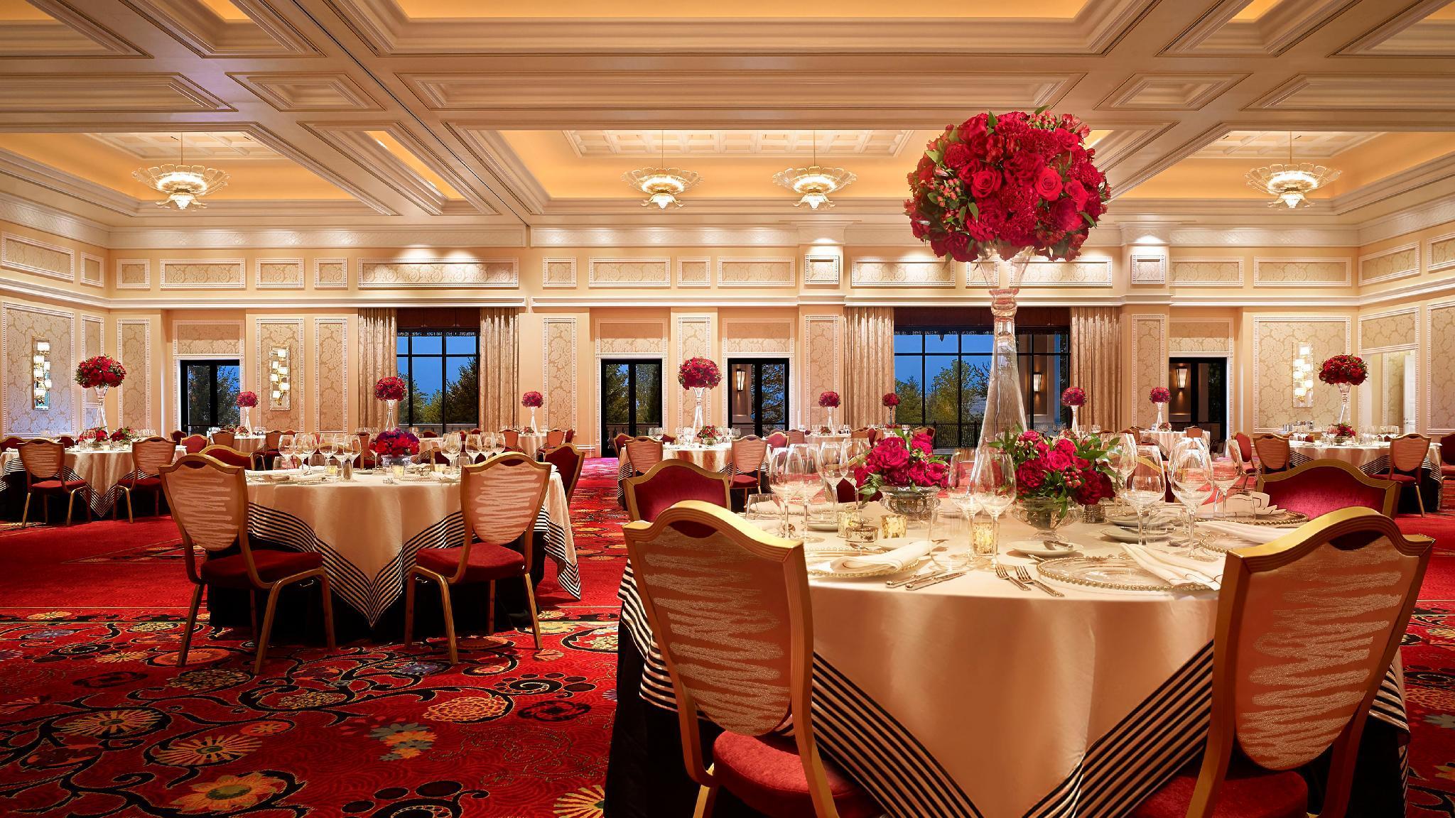 อองคอร์ บอสตัน ฮาร์เบอร์ Hotel เอเวอเรตต์ ภายนอก รูปภาพ The ballroom